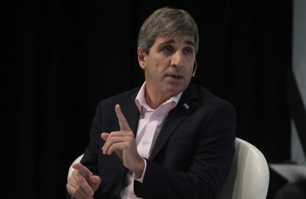 Luis Caputo dará explicaciones al Congreso sobre sus cuentas offshore el 4 de abril