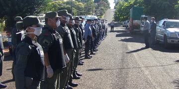Efectivos policiales de Misiones\u002E El personal policial y penitenciario podrá viajar sin pagar boleto urbano\u002E (web)