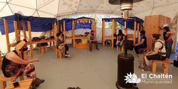 El Chaltén: se acordó el horario de funcionamiento de la Feria Municipal de Artesanos