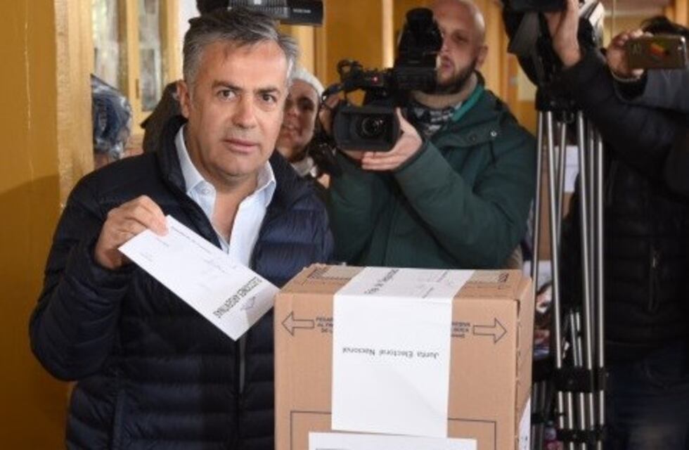 Votó Cornejo y remarcó que: "Las elecciones son una señal"