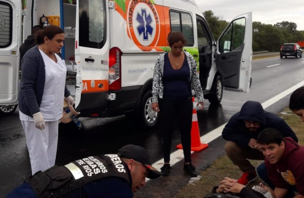 Un motociclista volcó en la Ruta Nacional 12