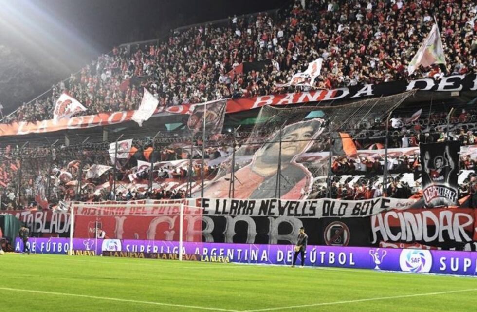 Detuvieron a un hincha de Newell's acusado de amenazar a un periodista por Whatsapp