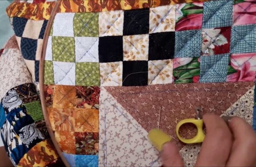 Este sábado se realizada la primera muestra de patchwork a mano