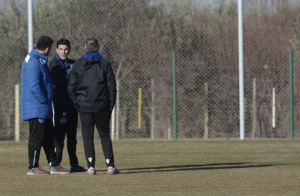 Para Larriera, el partido ante Gremio hoy no es prioridad