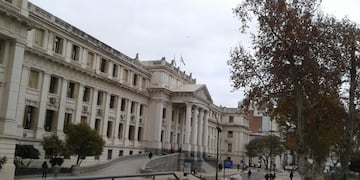 En el Palacio de Justicia causó conmoción el fallecimiento de una empleada de 34 años\u002E
