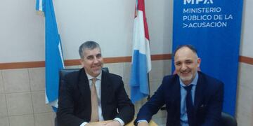 El Fiscal Regional 5, Carlos María Vottero, mantuvo una reunión con el Defensor Regional de Rafaela, Carlos Flores Zanella.
