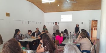 Gonzales Chaves: se llevó a cabo el primer encuentro de Mujeres Rurales