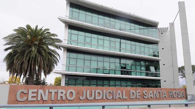 Ana Clara Pérez Ballester fue denunciada por “violación de los deberes de funcionario público”.