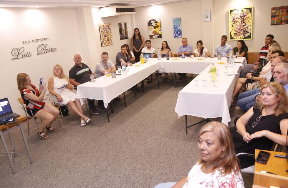 Capacitación de afiliados del PRO del Departamento Castellanos