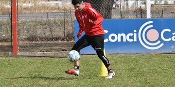 Damián Arce no viaja para el partido de este lunes (La Voz).
