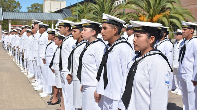 Aumento del 16% para personal militar.