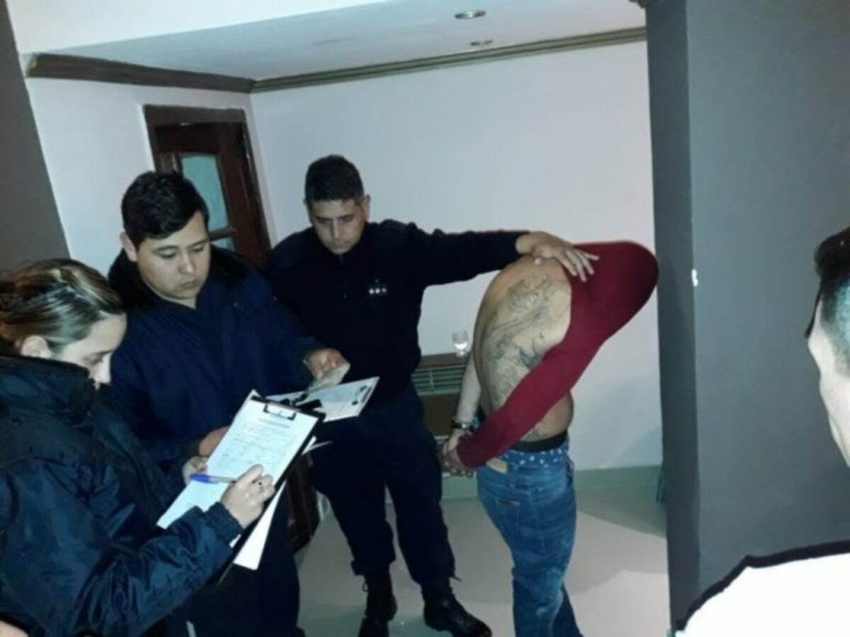 Adulteraron cajeros para robar tarjetas de débito\u002E