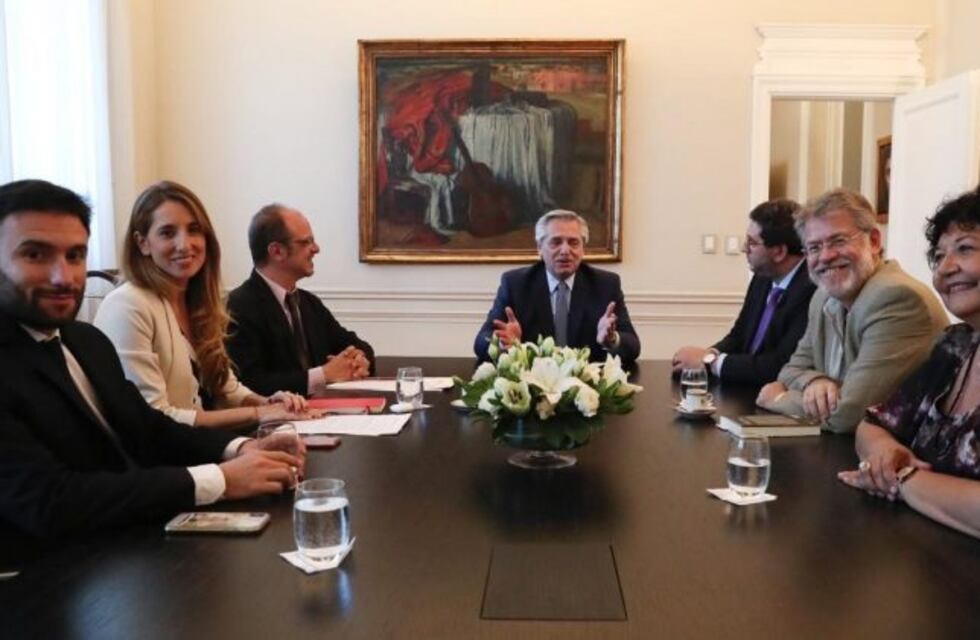 Alberto Fernández se reunió por primera vez con el Consejo de Asesores en Casa Rosada