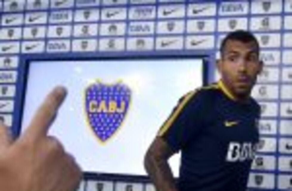 Tevez dejó la puerta abierta: "Puedo irme o dejar de jugar, no lo sé"