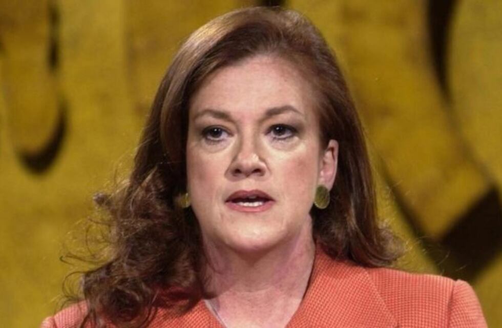 Según Alicia Castro, el vuelo Brasil-Malvinas fue una "orden" de Theresa May a Mauricio Macri