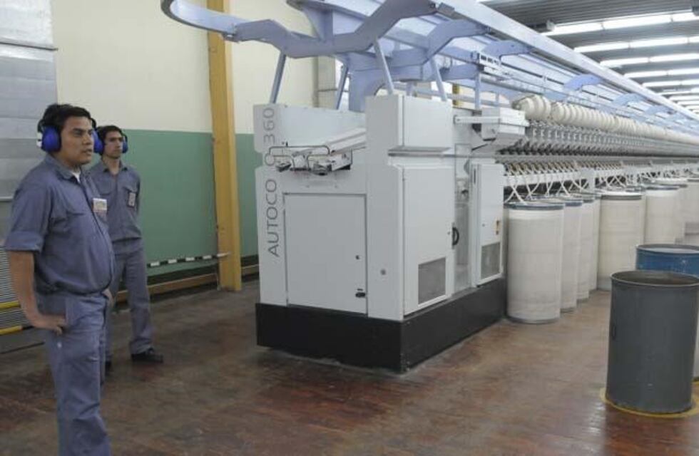 La empresa textil Coteminas suspendió a sus empleados