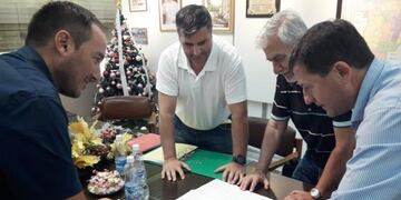 Cravero recibió a autoridades por la obra de cloacas del sector sur