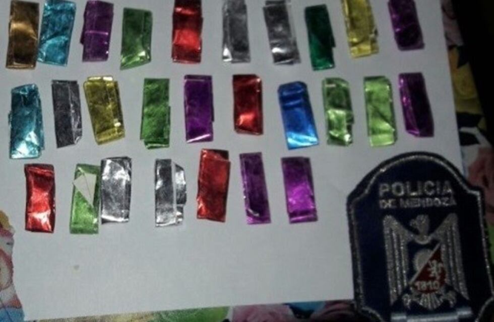 Detuvieron a un "delivery" de cocaína y marihuana en un acceso mendocino