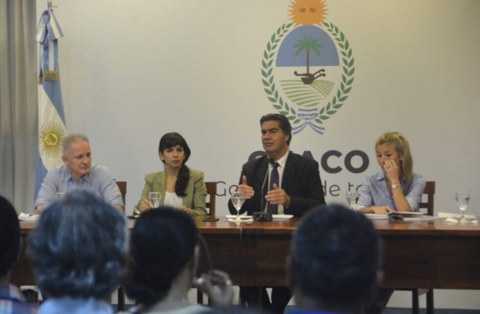 Gremios docentes se reunieron con Capitanich y Rach Quiroga