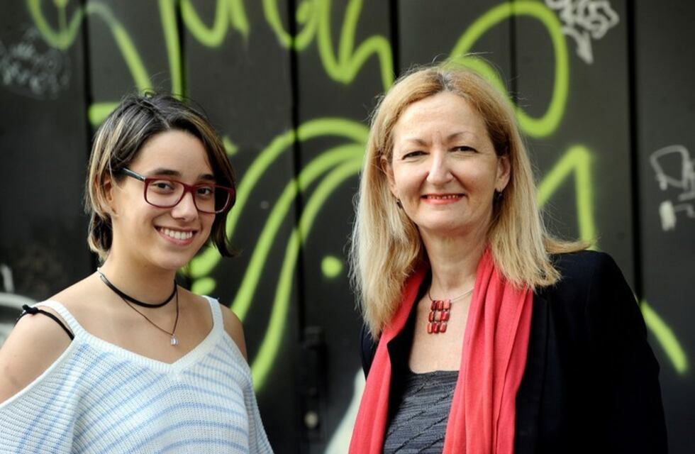 Dos generaciones unidas por la causa del lenguaje inclusivo