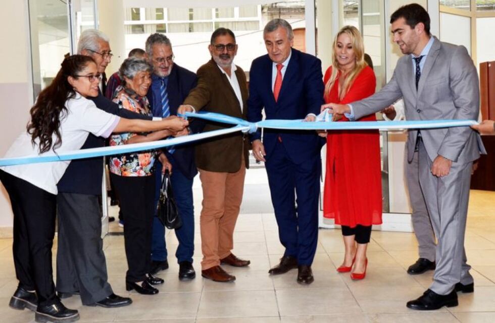 Inauguraron complejo de consultorios para adultos mayores, en el centro