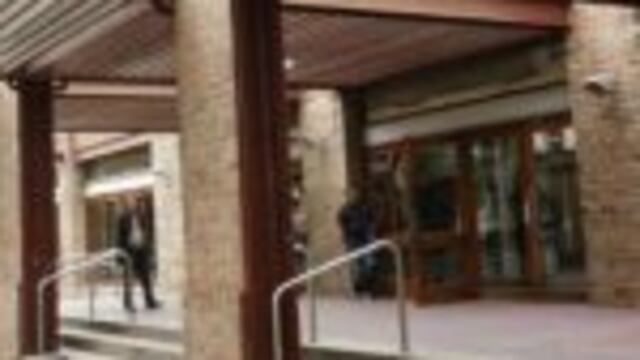 La mujer viviu00f3 un momento tenso al momento de tramitar su carnu00e9