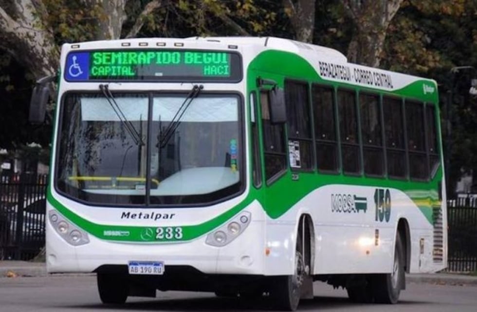 Paran seis líneas de colectivos de la zona sur del conurbano por ataques a choferes