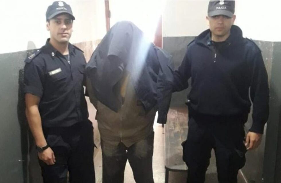 Detuvieron a un hombre que intentó robarse una bicicleta en la Terminal