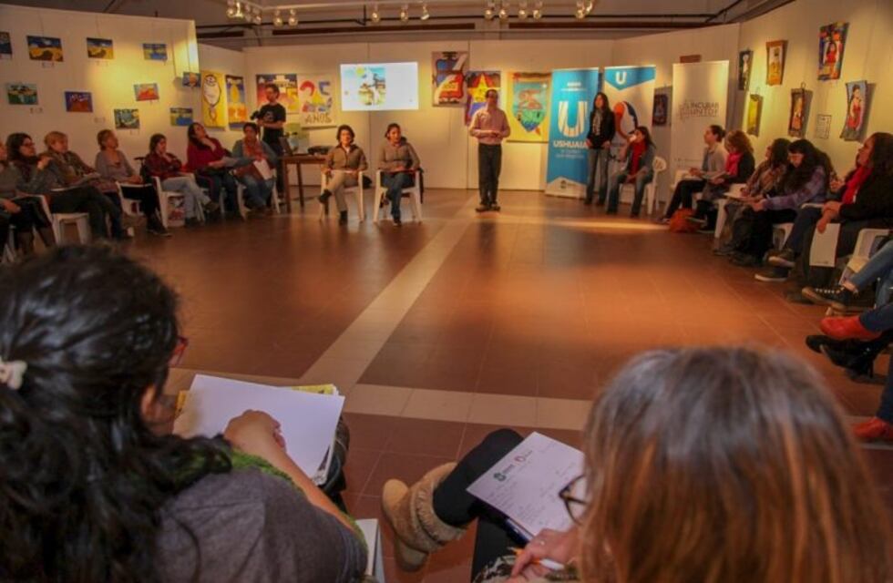 La Secretaria de la Mujer capacitó en manipulación de alimentos a emprendedoras de la ciudad