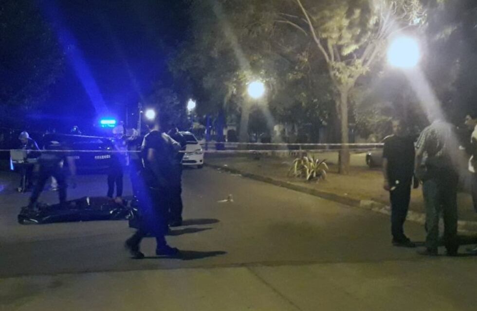 Quién es el sujeto muerto a golpes por vecinos de Las Heras