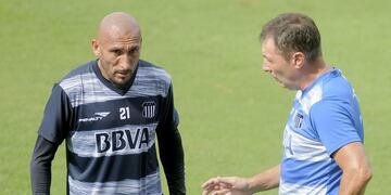 "El Cholo" Guiñazú cuenta cómo hay que jugarle a Boca