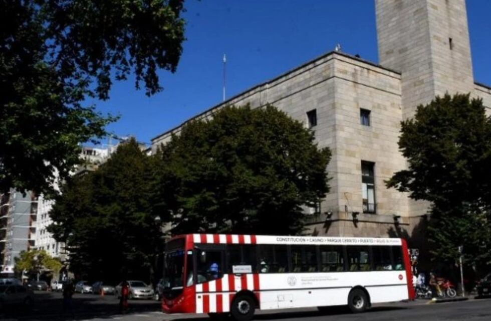 Desdoblaron el aumento de colectivos en Mar del Plata: saldrá $23 a partir de enero