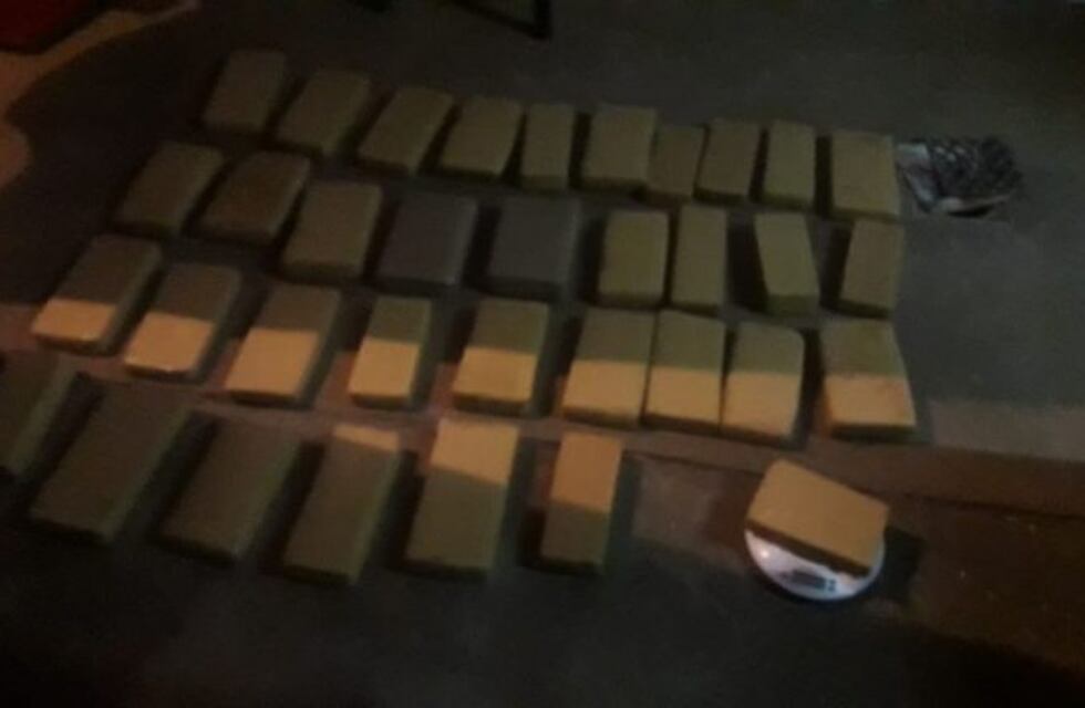 Llamó al 911 por un robo y terminó denunciando a su pareja por narco