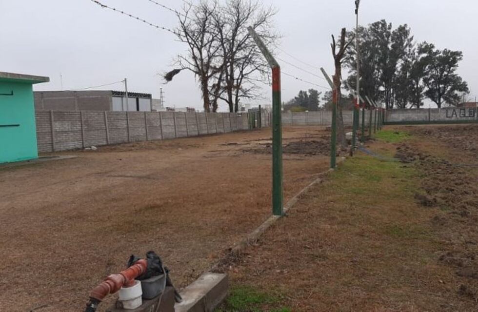 El Tío: hinchas y dirigentes llevan adelante obras en El Trébol
