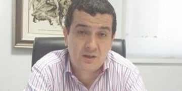 Jose Martínez, titular de Hacienda municipal admitió que analiza pedir el juicio político contra el gobernador Casas por el \