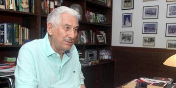 BOL02\u002E SANTA CRUZ (BOLIVIA), 13/02/2019\u002E- El general retirado Gary Prado Salmón, uno de los acusados que estuvo once años en detención domiciliaria, habla durante una entrevista en su casa el 10 de febrero de 2020 en Santa Cruz (Bolivia)\u002E Gary Prado Salmón respira aliviado tras superar once años en detención domiciliaria que a su juicio fue una especie de venganza por haber capturado hace décadas al \