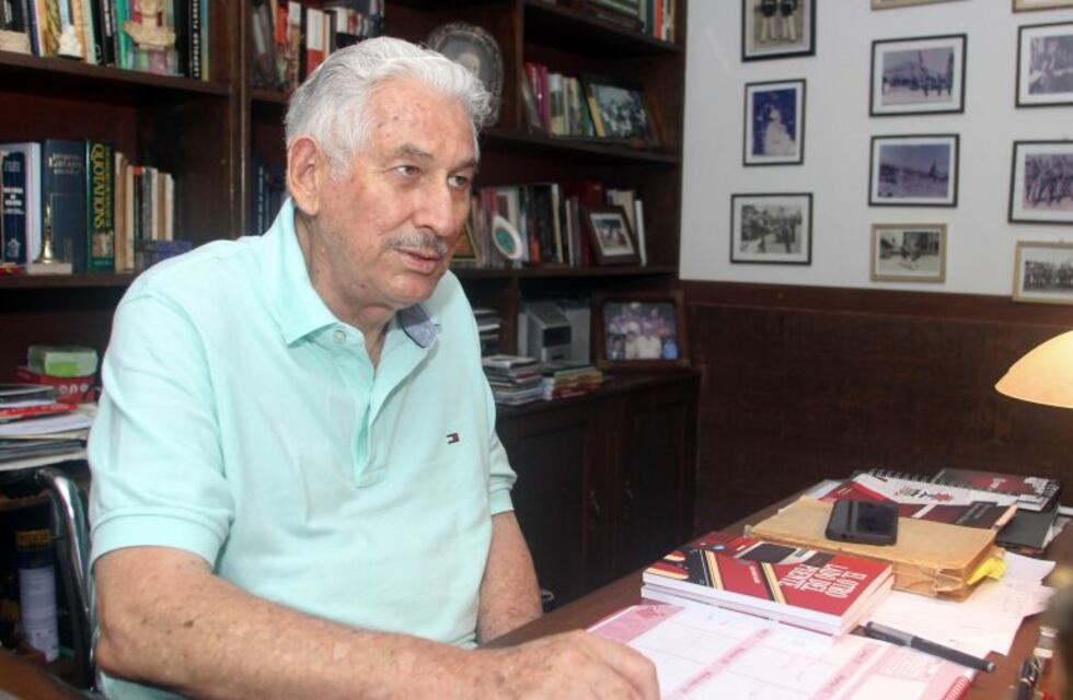 Tras 11 años en prisión domiciliaria, el militar que capturó al "Che" Guevara respira aliviado