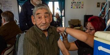 La Municipalidad de Rawson llevó adelante un plan de vacunación para adultos mayores\u002E