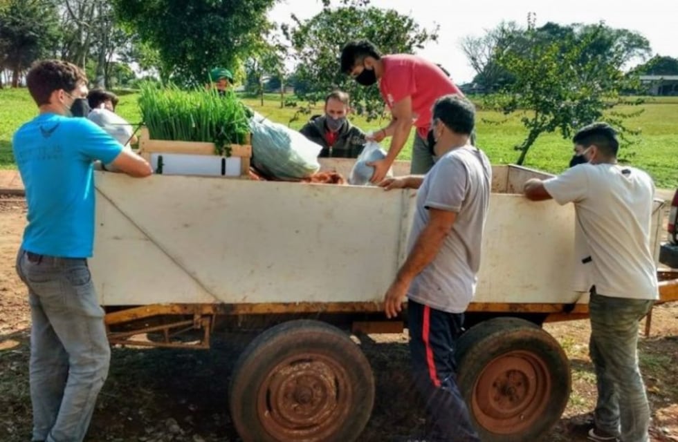 Productores locales abastecen a los comedores de emergencia de Eldorado
