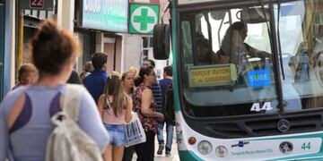 Aumento en el boleto de colectivo de Paraná\u002E