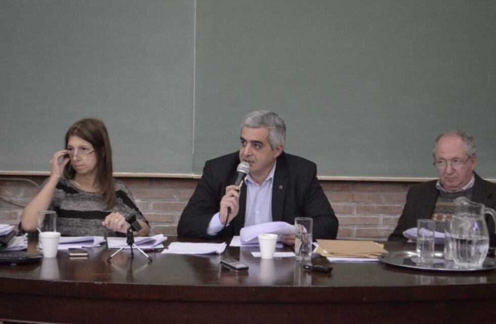 La UNR aumentará 25% las becas estudiantiles frente a la crisis económica