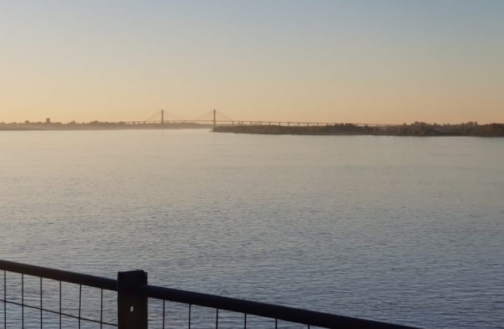 Por el humo de las islas Javkin volvió a convocar al Plan Nacional de Manejo del Fuego
