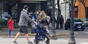 Empezaron las caminatas recreativas en Rosario\u002E (Vía Rosario)