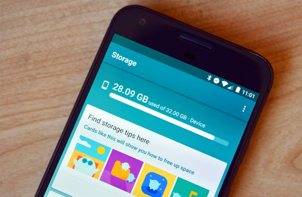 El error que comenten todos y que provoca que la memoria del teléfono celular se llene rápido