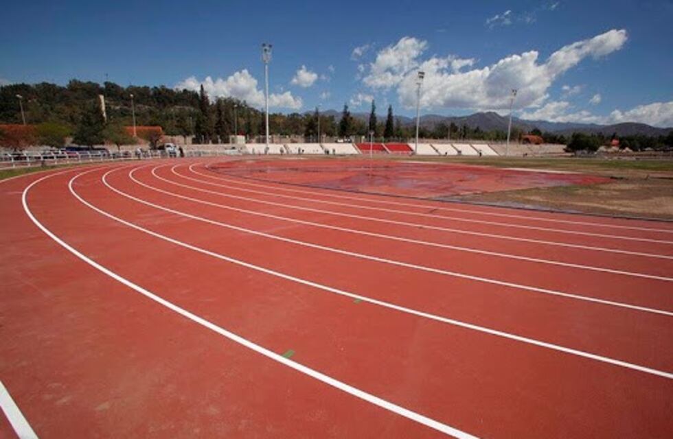 Mañana abre el velódromo y la pista de atletismo