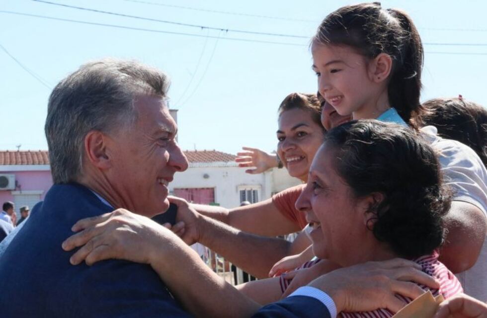 Mauricio Macri cumplió con una apretada agenda en su visita a Quimilí y Weisburd