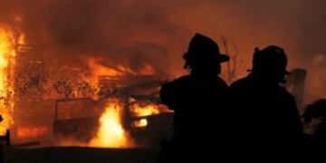 Parten a Chile 20 socorristas santafesinos que ayudarán a combatir los incendios