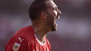 Martín Cauteruccio celebra su gol ante Huracán (Independiente)