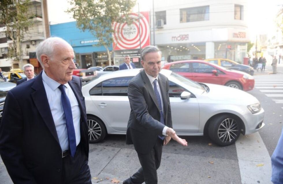 Lavagna recibe el apoyo del vice de Morales y se muestra cerca de Pichetto