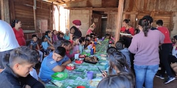 El encargado del comedor fue uno de los asadores el domingo\u002E